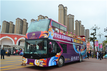 世纪金源奥特莱斯广场盛大开业 首日客流量近10万人次！