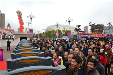 世纪金源奥特莱斯广场盛大开业 首日客流量近10万人次！