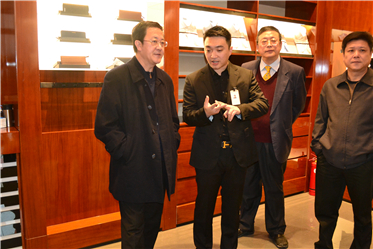 世纪金源奥特莱斯广场盛大开业 首日客流量近10万人次！
